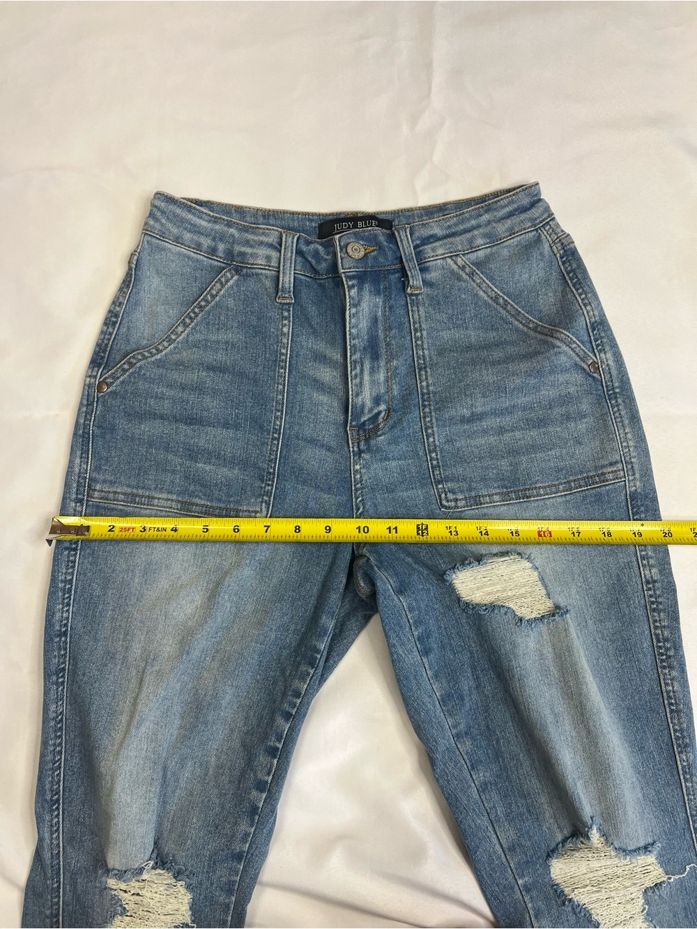 Judy Blue Boyfriend Fit Cargo Pocket Ripped Knee Jeans Size 7 / 28 33” long - Picture 6 of 9